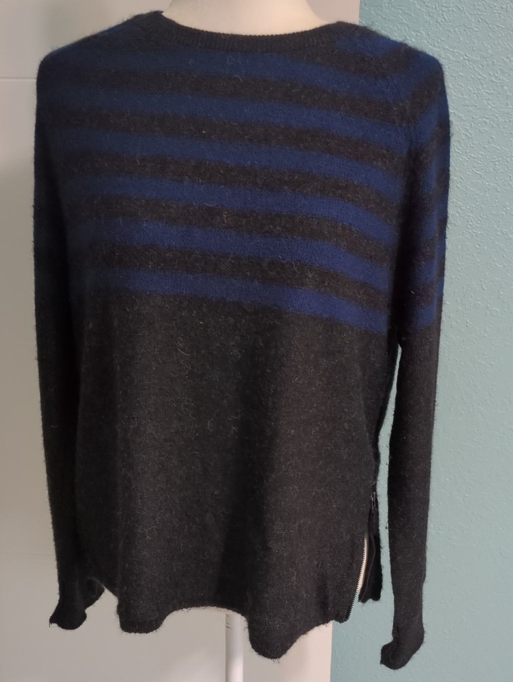 Wrap London Black Blue Striped Crewneck Baby Alpaca Cozy Sweater Side Zippers